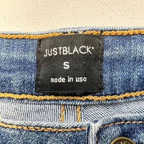 Just Black Womens Cut-Off Shorts Blue Stretch Frayed Mid Rise Medium Wash USA S - Picture 10 of 10